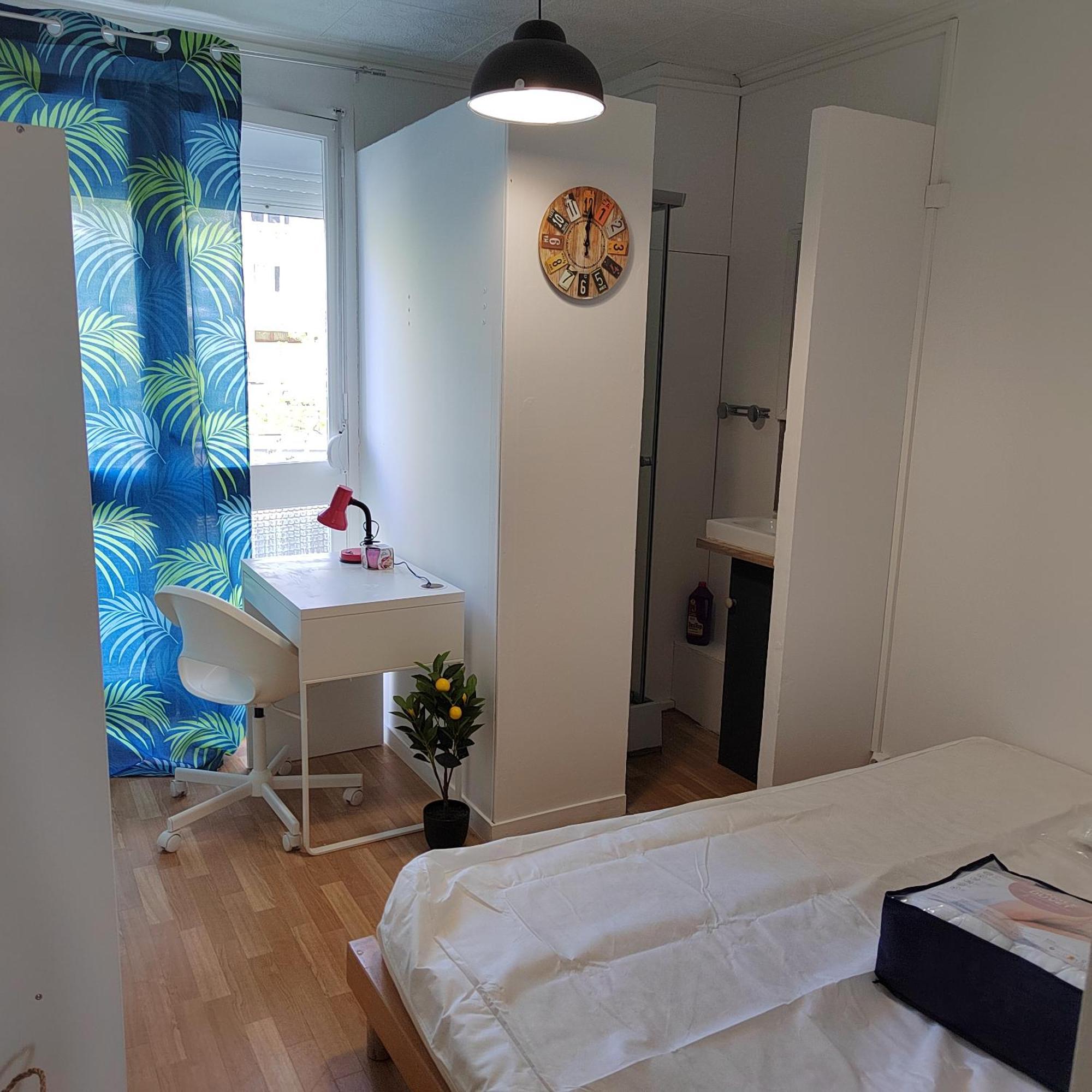 Chambre Dans Un Appartement En Colocation Rennes Exterior foto